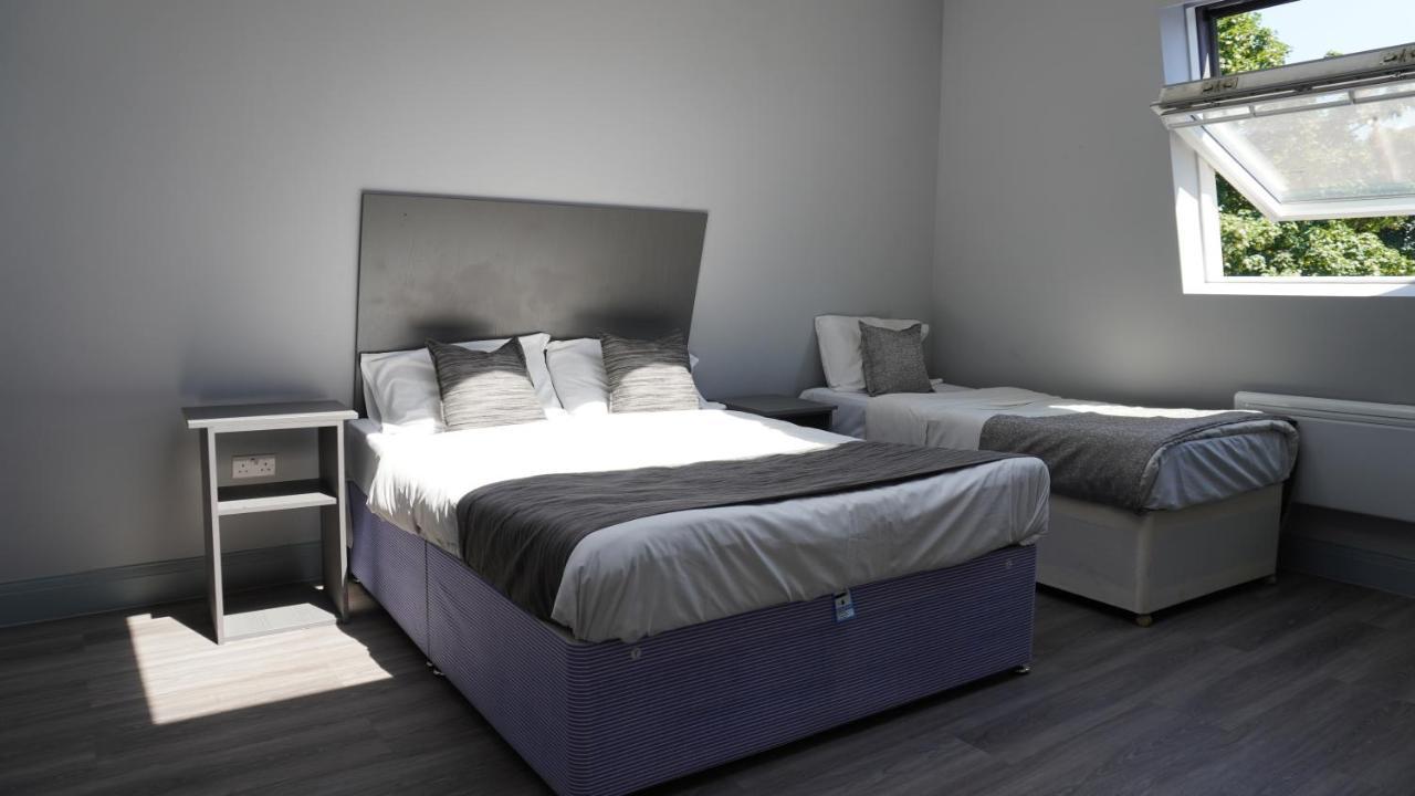Roshni Hotel Southall Dış mekan fotoğraf