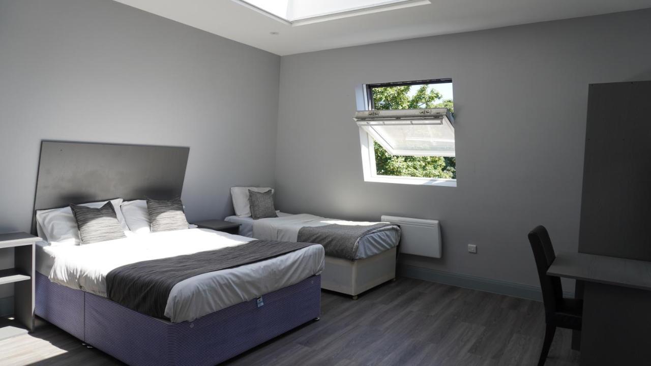 Roshni Hotel Southall Dış mekan fotoğraf