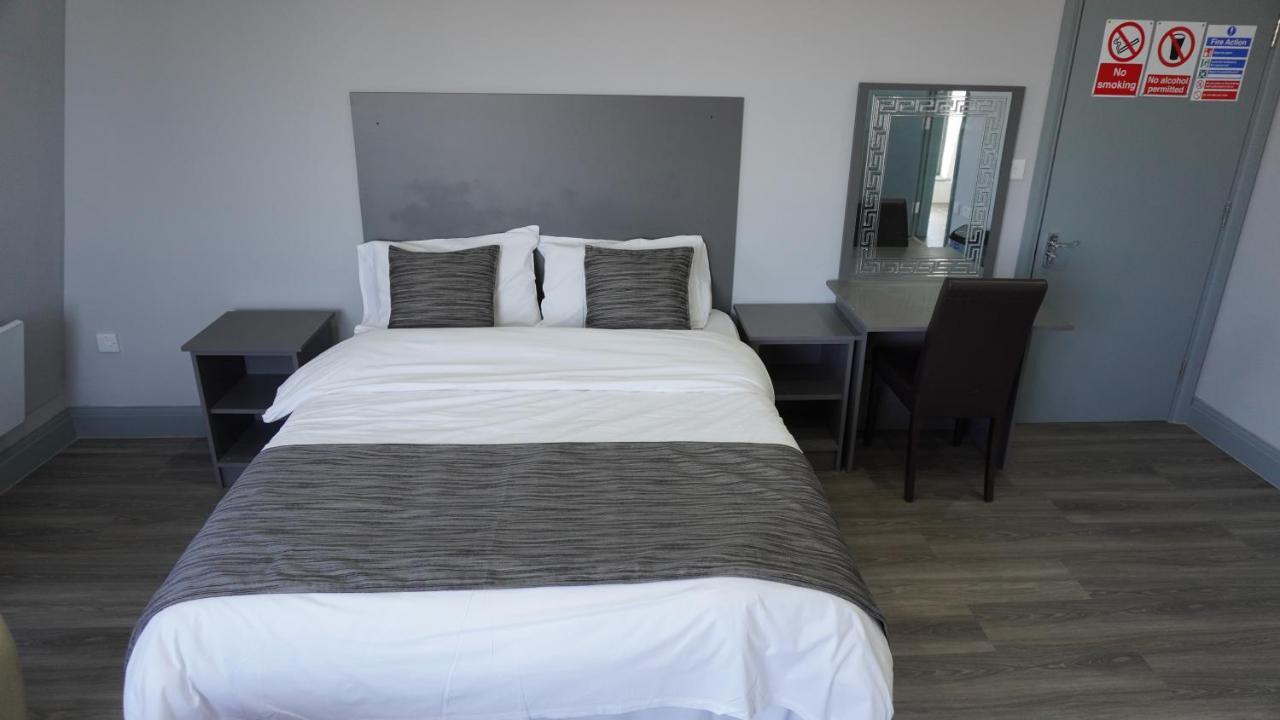 Roshni Hotel Southall Dış mekan fotoğraf