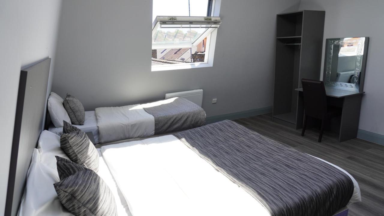 Roshni Hotel Southall Dış mekan fotoğraf